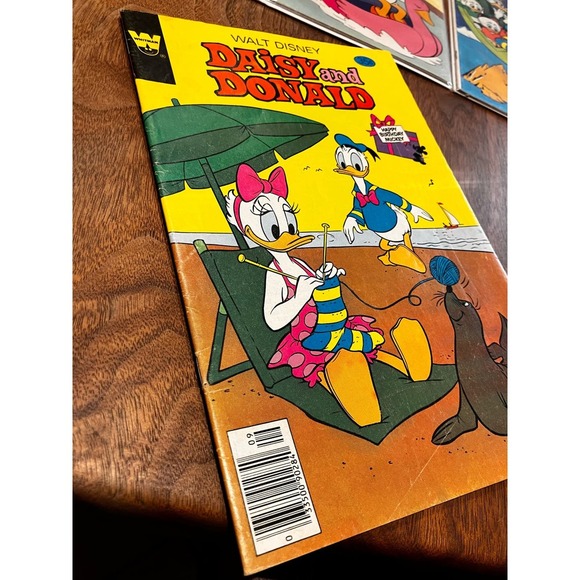 Walt Disney Comics VTG Donald Chip Dale Scrooge Huey Lot of 5 - Picture 5 of 15